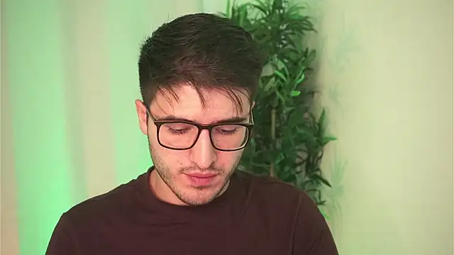 Tony Wylie online show from February 14, 3:47 pm