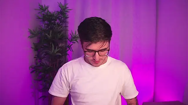 Tony Wylie online show from November 12, 10:57 am