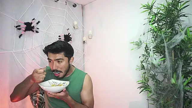 Tony Wylie online show from October 16, 10:34 pm