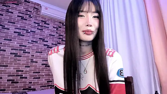 Velvetsky 1 online show from November 12, 5:22 pm