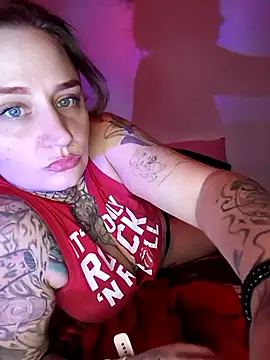 Lustful Lisa online show from November 27, 12:35 am