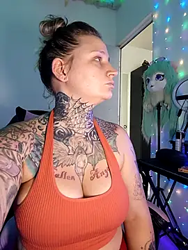 Lustful Lisa online show from November 25, 7:47 pm