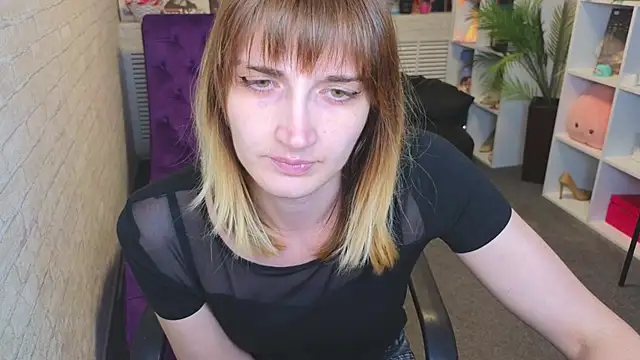 Nika Kitten online show from April 6, 10:05 am