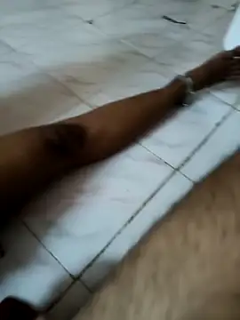 Snapshot of tamil-guy chatting on September 23, 5:00 pm tamil-guy online show from September 23, 5:00 pm