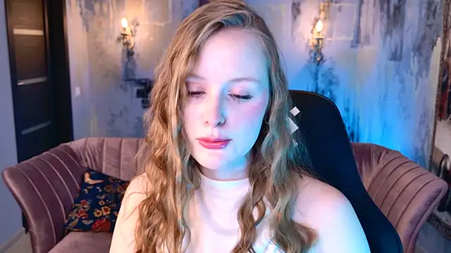 VivienLeeigh online show from November 11, 10:12 am