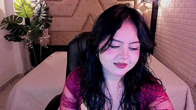 crimson tati  online show from May 30, 4:21 am