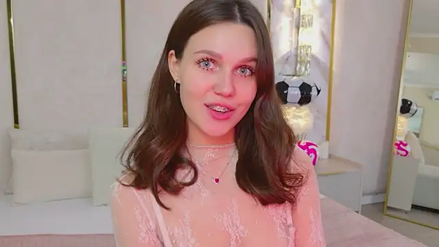 RihannaRose online show from July 5, 5:07 pm