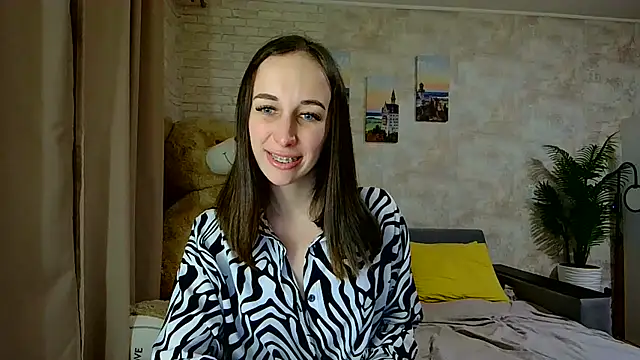 Anika bloom online show from December 15, 6:35 pm