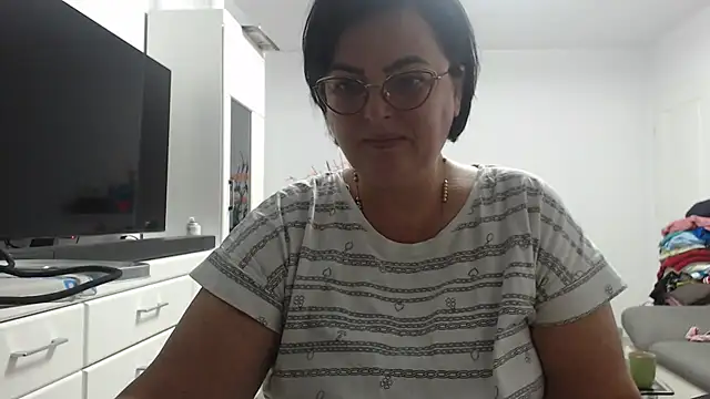 Snapshot of Amandamuller1982 chatting on October 3, 6:46 pm Amandamuller1982 online show from October 3, 6:46 pm