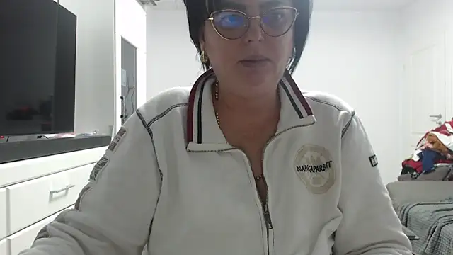 Amandamuller1982 online show from November 27, 12:02 am