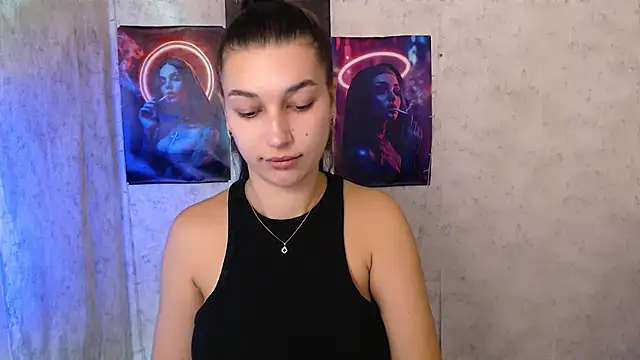 KarolinaRosse  online show from October 20, 5:43 am