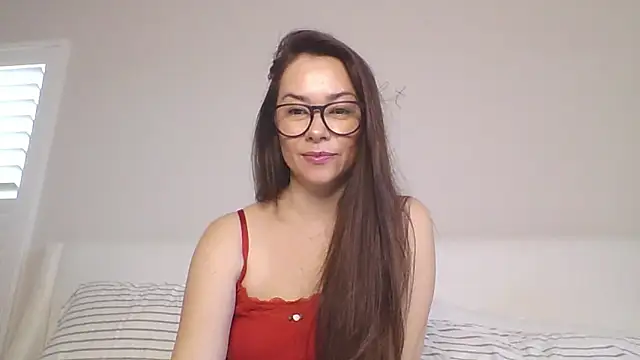 mixedasiangirl online show from February 9, 8:44 pm