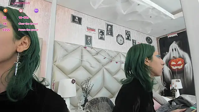 Im gaia online show from October 23, 1:06 pm