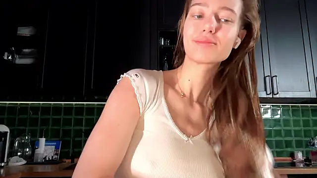 solar bella online show from February 1, 4:00 am