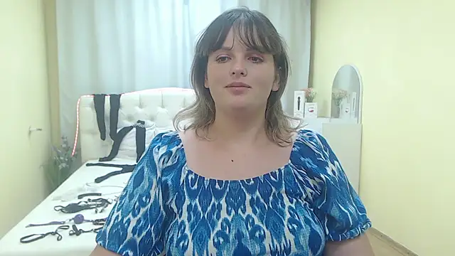 StaceyLex online show from July 20, 11:01 am