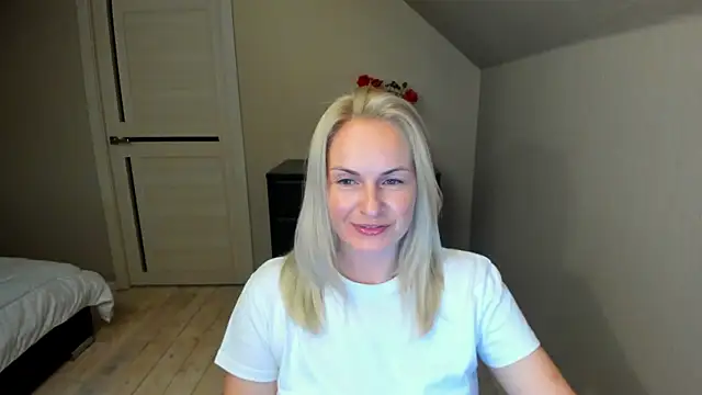 Alicee Gracee online show from October 4, 6:34 pm