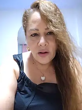 SluttyMilf79 online show from June 5, 6:17 am