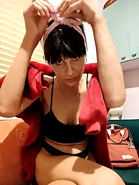 Snapshot of Kamila151 chatting on September 28, 12:17 am Kamila151 online show from September 28, 12:17 am