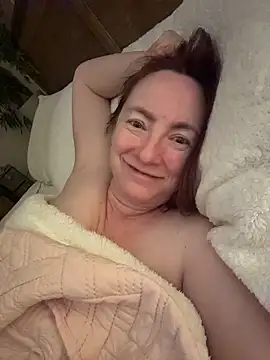 LouiseTswing online show from February 12, 7:10 am