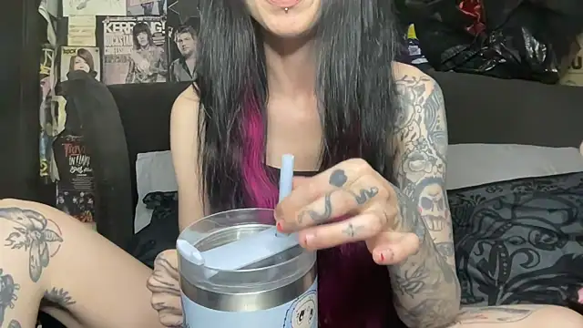 MissMidnightUK online show from June 5, 12:48 am