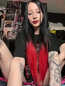 MissMidnightUK online show from May 12, 11:44 pm