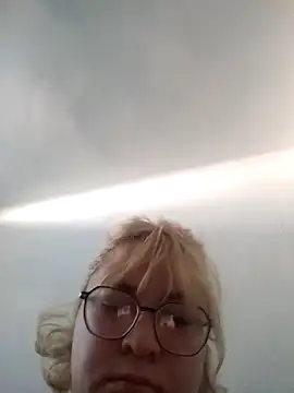 SofKush online show from December 20, 3:49 pm