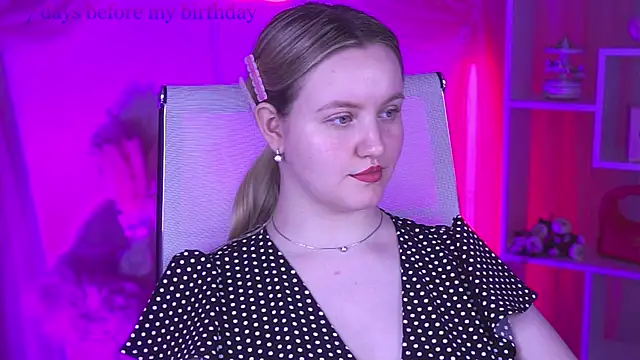 KellyPoter online show from June 6, 7:03 am