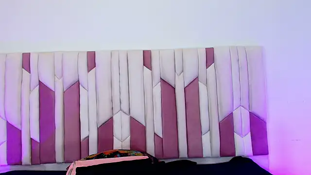 mia stanfort online show from October 19, 7:16 pm