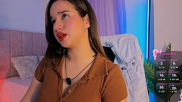 emilyrouxe online show from November 11, 4:15 pm