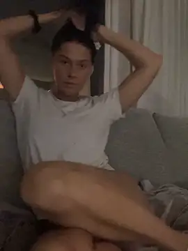 eemsii online show from September 15, 7:10 pm