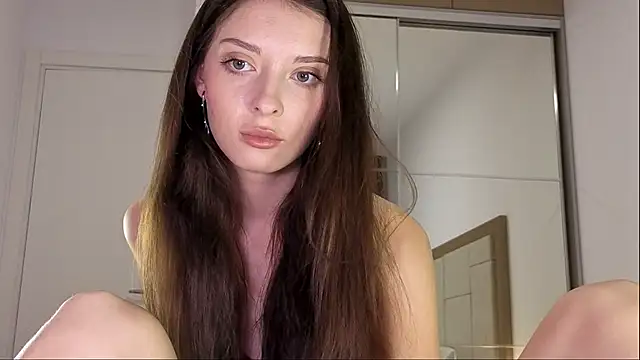 Snapshot of AliceSweet chatting on October 11, 8:22 pm AliceSweet online show from October 11, 8:22 pm