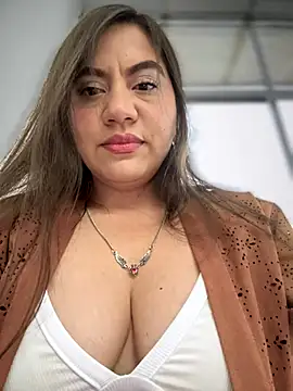 Snapshot of Iam__Cristal chatting on September 17, 10:19 pm Iam Cristal online show from September 17, 10:19 pm