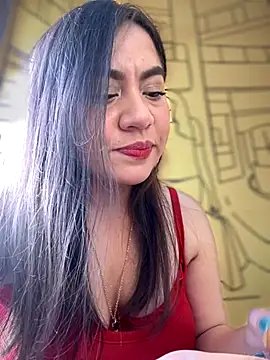 Snapshot of Iam__Cristal chatting on October 8, 10:03 pm Iam Cristal online show from October 8, 10:03 pm
