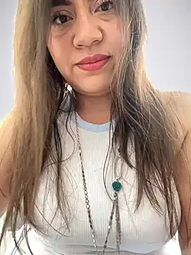 Iam  Cristal online show from December 3, 9:50 pm