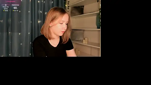Snapshot of ms_evasweet chatting on September 22, 1:31 pm ms evasweet online show from September 22, 1:31 pm