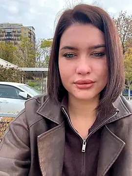 KikiWatson online show from October 24, 7:15 am