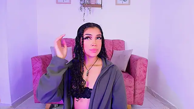 Sara Jhonson online show from September 18, 10:41 pm