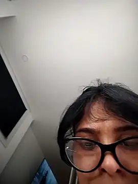 AlessiaVal  online show from March 14, 4:41 pm