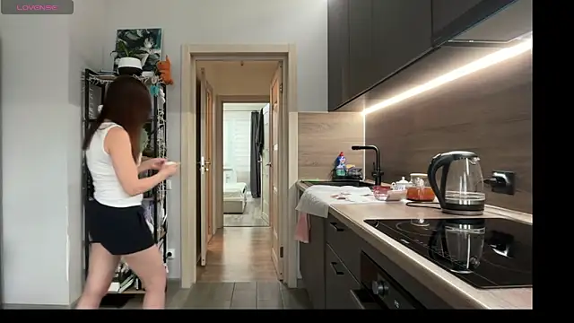 jainesummer online show from December 3, 9:33 am