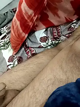 QUEEN-X-CPL online show from December 16, 6:03 pm