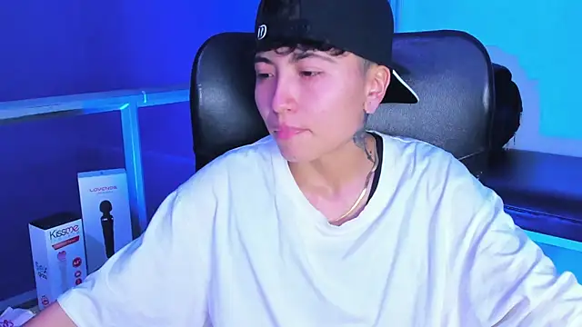 Im Mathias online show from December 18, 4:39 am