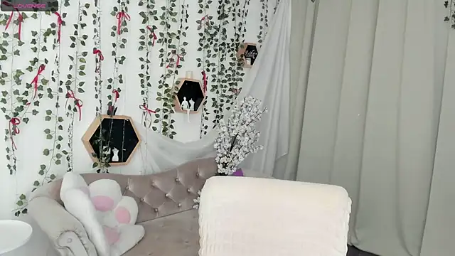 DreamyLuna online show from July 25, 8:16 pm