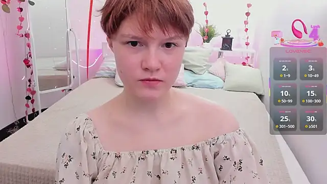 DreamyLuna online show from September 13, 9:01 pm