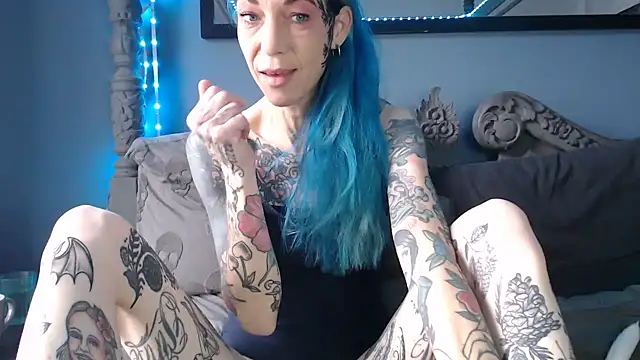 RavenryderUK online show from October 22, 9:14 am