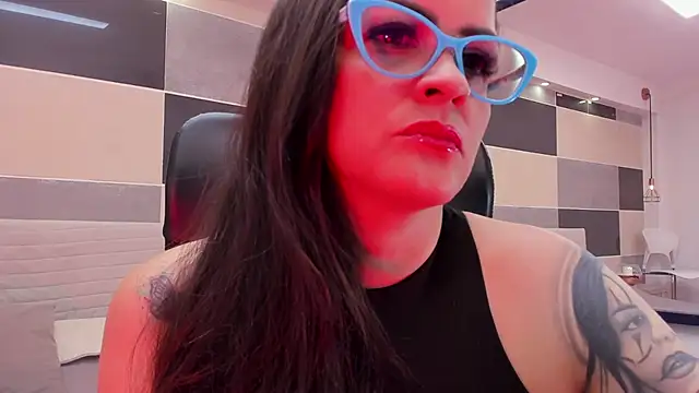 Zara Jackson online show from June 26, 1:34 pm