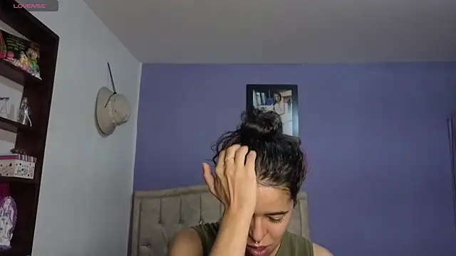 stephania t online show from June 4, 3:05 pm