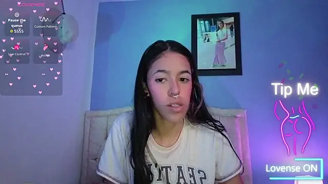 stephania t online show from February 18, 2:49 pm