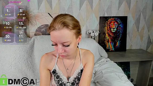 Snapshot of Michelle_Blond chatting on September 12, 8:34 am Michelle Blond online show from September 12, 8:34 am