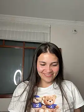 Snapshot of aurora_divine chatting on September 14, 12:52 am aurora divine online show from September 14, 12:52 am