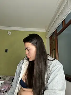 Snapshot of aurora_divine chatting on September 30, 10:58 pm aurora divine online show from September 30, 10:58 pm